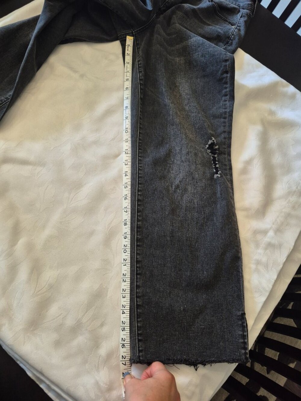Cropped Jeans - Picture 9 of 9